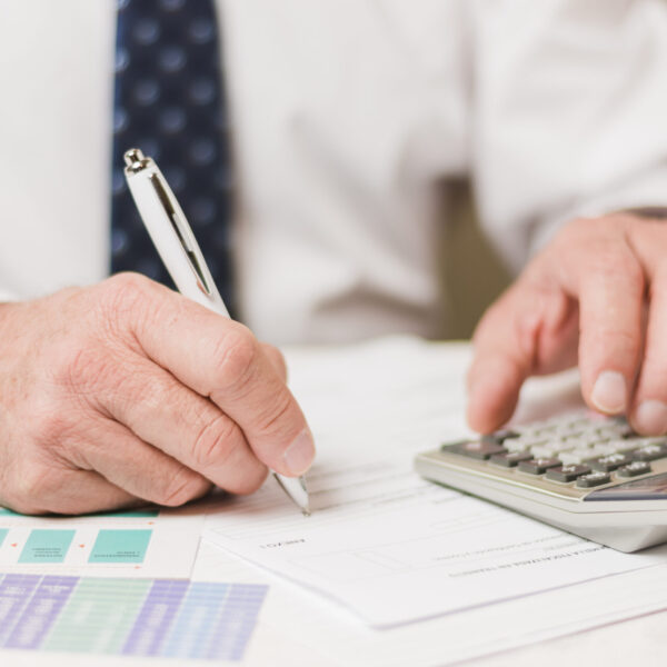 asesoría fiscal en Almàssera- calculadora