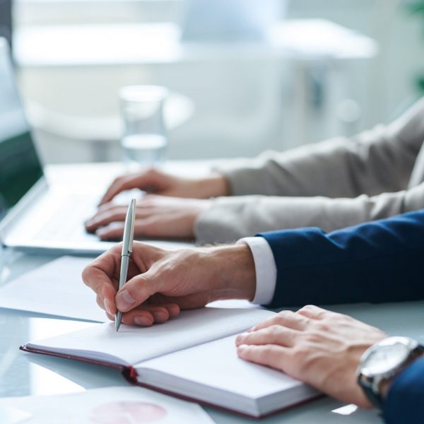 asesoria en Meliana-mano