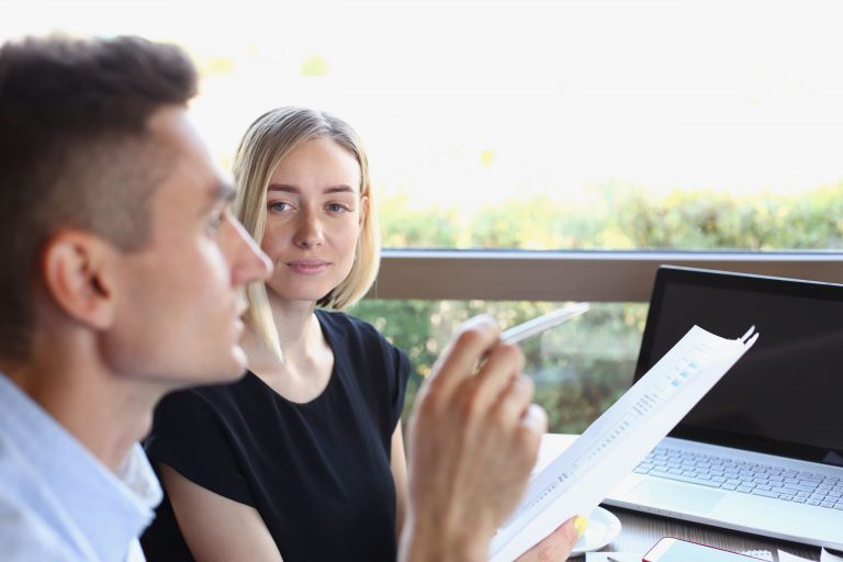 asesoria en el puig - revision de contrato